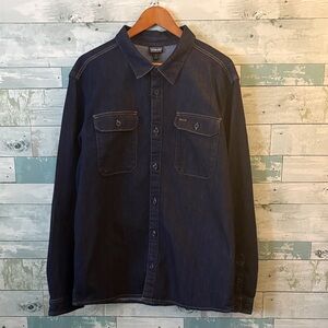 Patagonia men’s 100% organic cotton, Dark Blue Casual Button Down Shirt